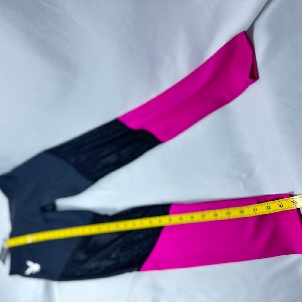 🅽🅴🆆 𝗥𝗔𝗥𝗘 𝐏𝐋𝐀𝐘𝐁𝐎𝐘 x Onzie black fuchsia 💕 mesh track legging, S/M - Picture 10 of 17